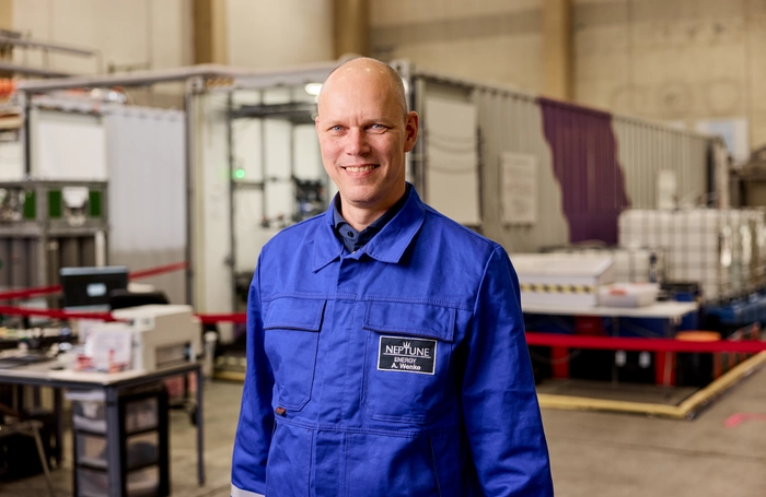 Porträt von Axel Wenke im Labor